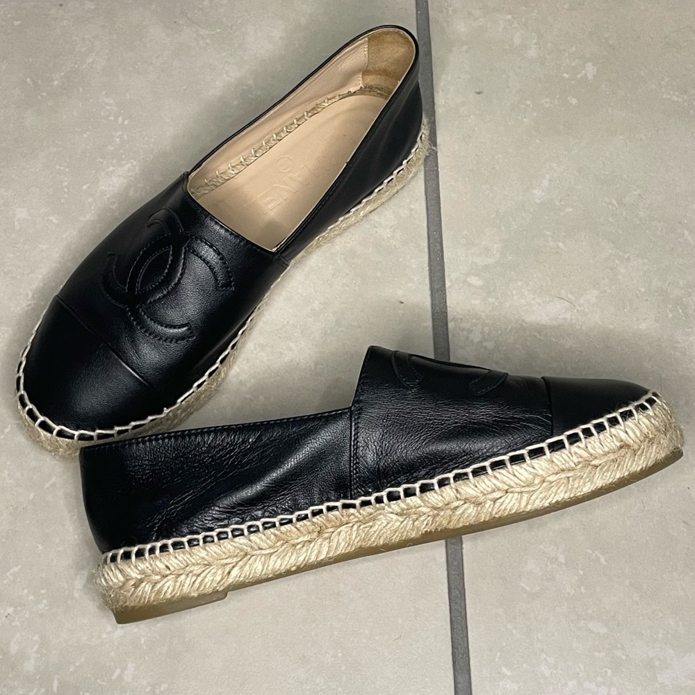 Chanel Black Leather Espadrilles Size 37 G29762 - Picture 5 of 16